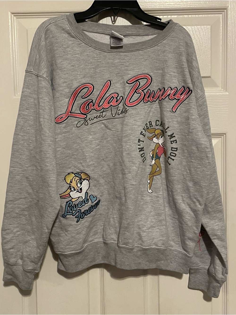 Warner Bros. Lola Bunny Gray Graphic Crewneck Sweatshirt with Pink Script medium